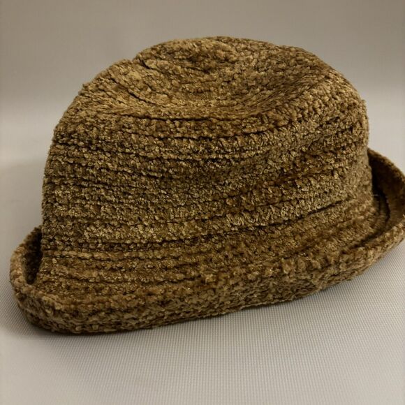 Saks Fifth Avenue Vintage Tan bumper hat Chic  Cap Made In Italy - Picture 1 of 5